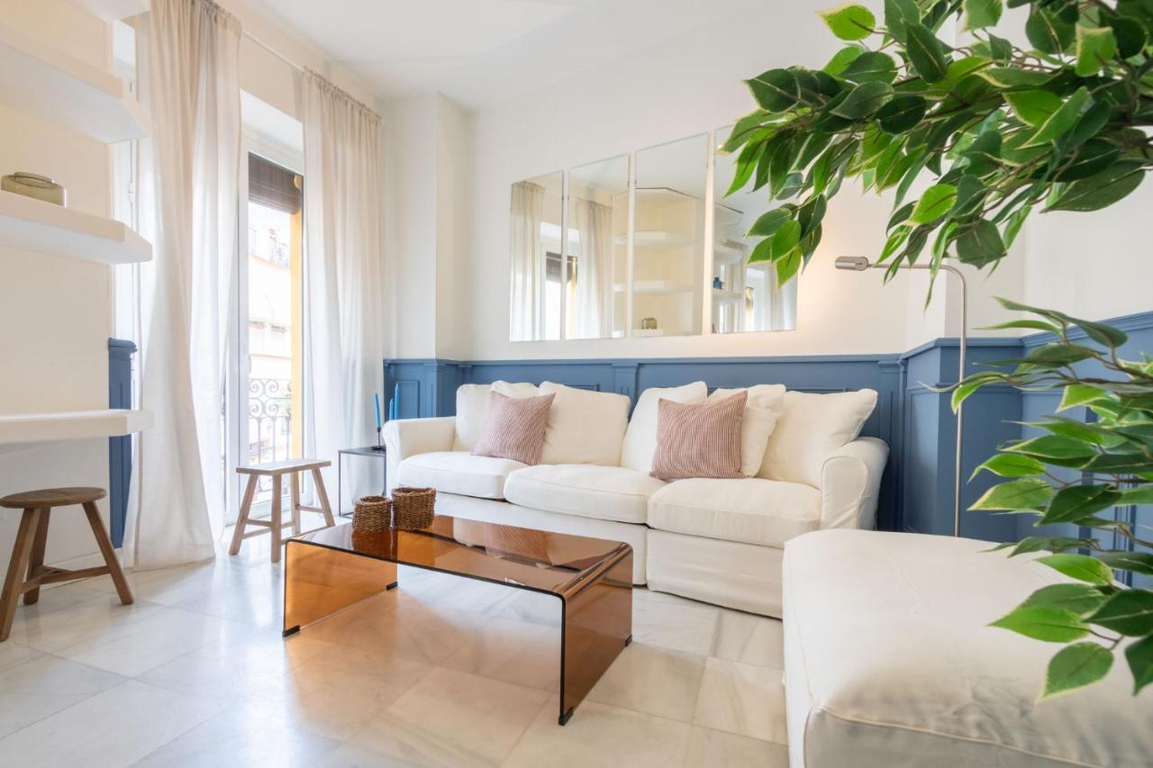 Terceros City Center Deluxe By Valcambre Seville Luaran gambar