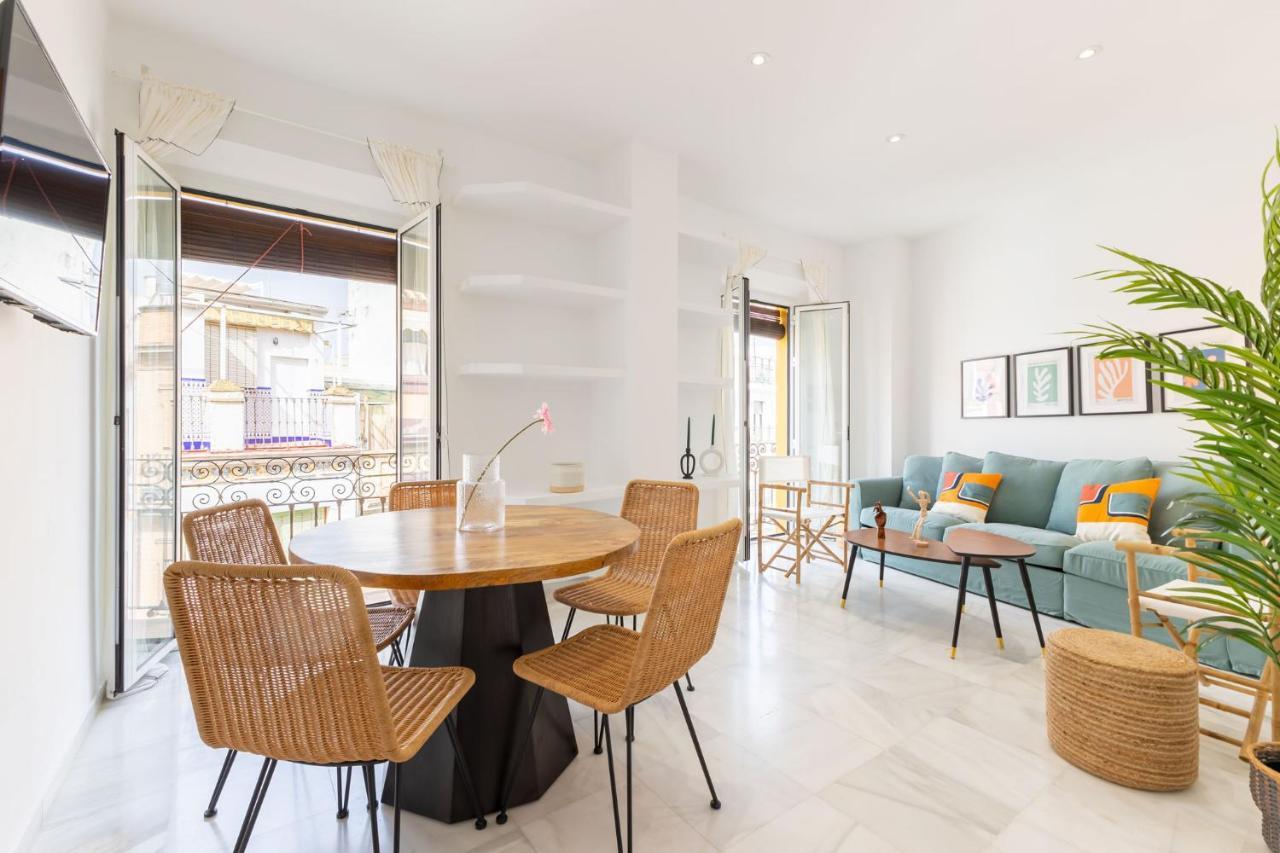 Terceros City Center Deluxe By Valcambre Seville Luaran gambar